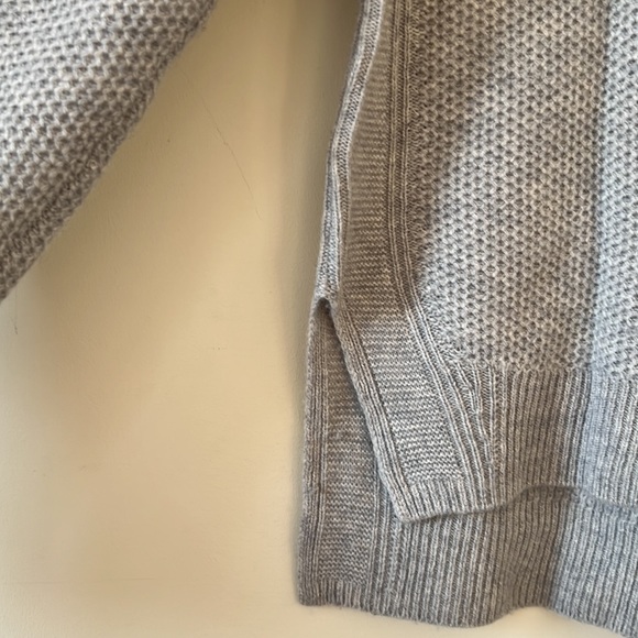 Club Monaco Dellah Cashmere Sweater - Picture 8 of 12
